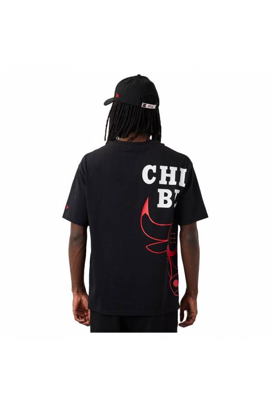 Camiseta New Era Chicago Bulls Half Logo Oversized
