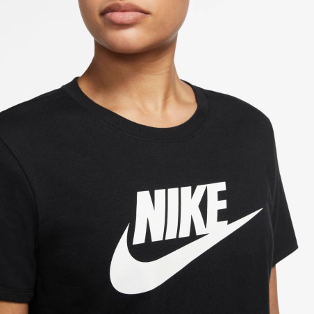 Camiseta Nike Sportswear Essentials