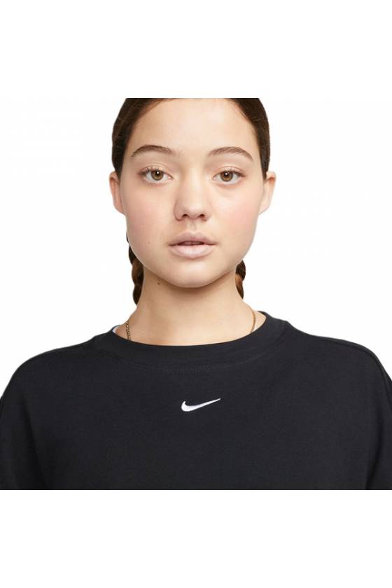 Camiseta Nike Sportswear Essential Oversize