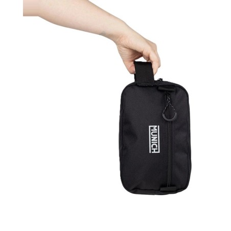 Neceser Munich gym sports recycled negro/blanco
