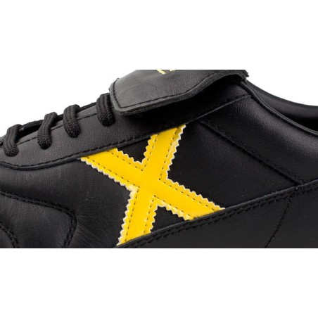 Bota Munich Mundial U25 AG